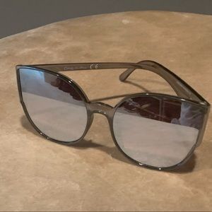 Circus by Sam Eldeman